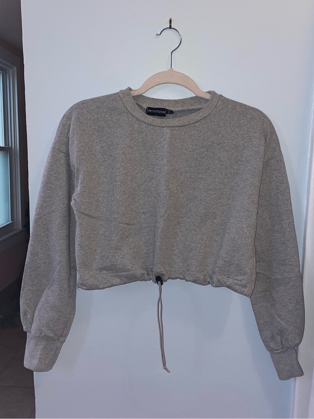 PrettyLittleThing Gray Cropped Drawstring Sweatshirt